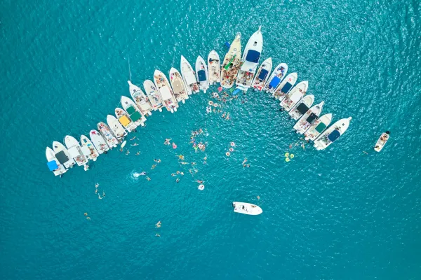 A group of boats together at a Raft Up during Cup Match weekend in Bermuda