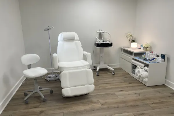 A treatment room at the Bermuda laser clinic