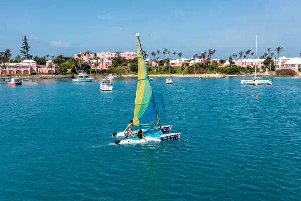 A couple is sailing by Cambridge Beaches