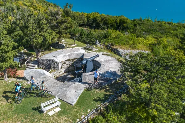 Scaur Park along the Railway Trail in Bermuda