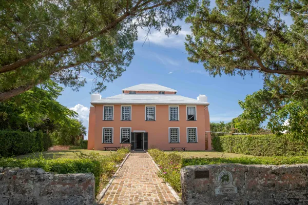 Exterior view of Verdmont Museum