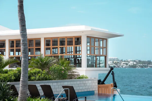 1609 Bar & Restaurant – 1609 Exterior