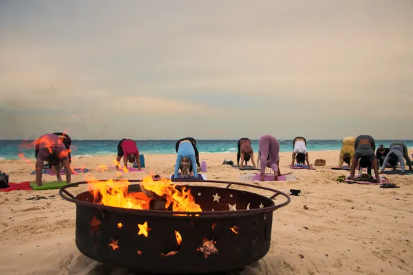 Veryrareyoga – Bonfire Yoga 2