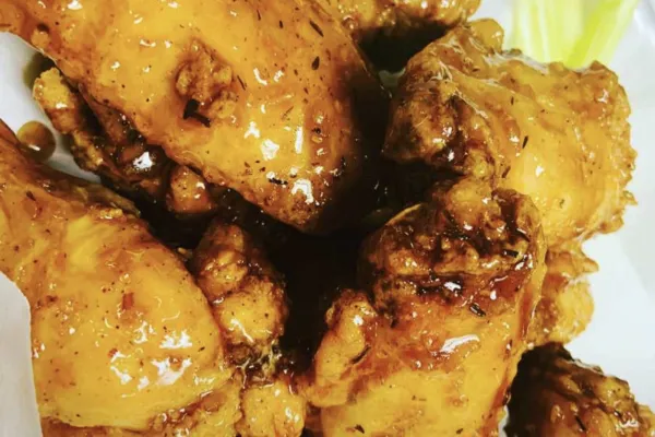 White Horse Pub & Restaurant – Wings 🔥