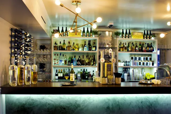 Village Pantry Restaurant – Village Pantry Bar