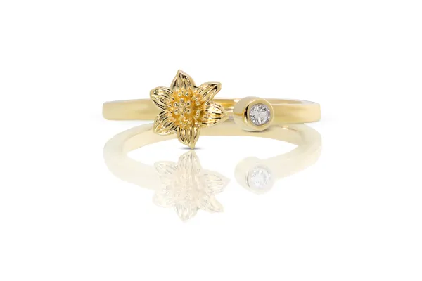 Davidrose Jewelery – Bermudiana Flower -14k Yellow Gold & Diamond