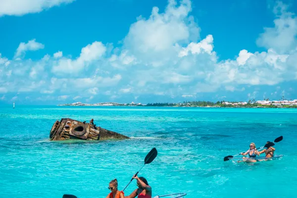 Sail Bermuda – Crystal Clear Kayaking