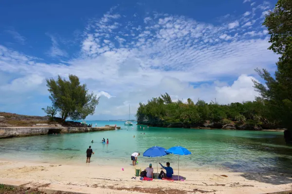 Admiralty House Park – Admiralty House Park Beach