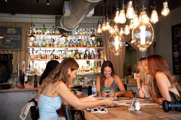 Devil's Isle Cafe – Devil's Isle - Interior