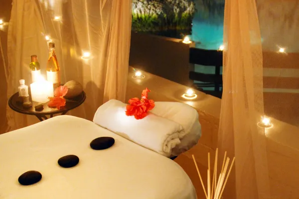 The Caves at Grotto Bay Beach Resort – Caves