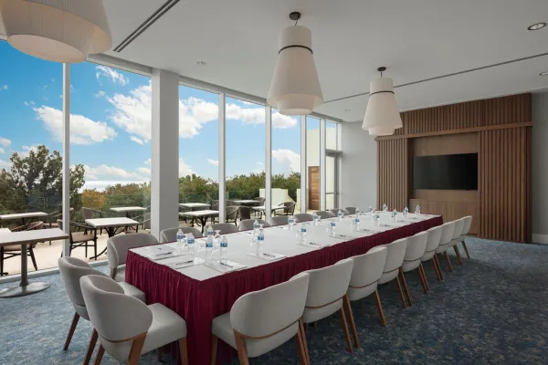 Grotto Bay Beach Resort & Spa – Hibiscus PDR