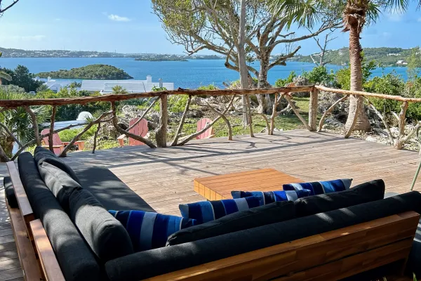 Leamington Caves – Leamington Caves Deck