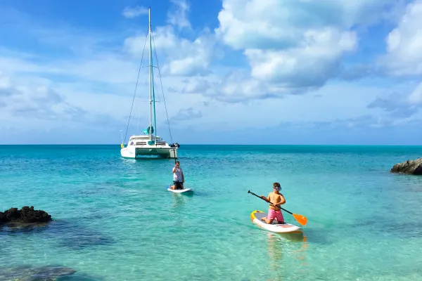 Sail Bermuda – Paddle Boarding