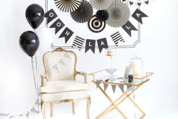 La Petite Soirée – La Petite Soiree