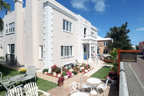 The Oxford House – Oxford House Exterior