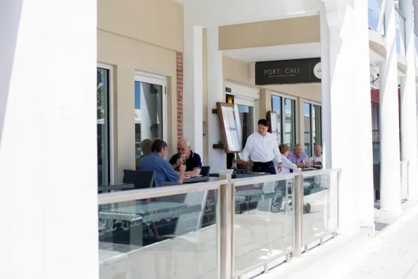 Port O' Call – Port O Call - Outside Dining