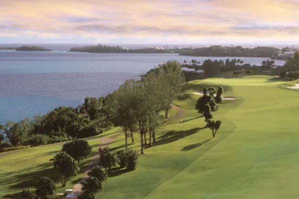 Rosewood Bermuda – Tucker's Point Golf Club 17th Green