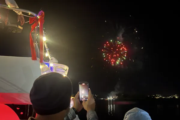 Christmas Parade Fireworks On Board ÜberVida! 
