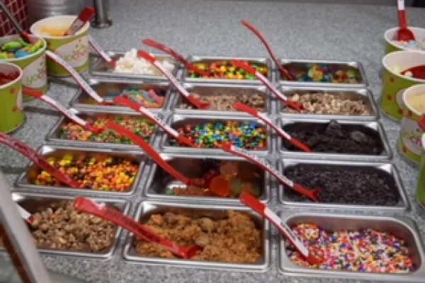 Yo Cherry Frozen Treats - City of Hamilton – Yo Cherry Frozen Treats-3