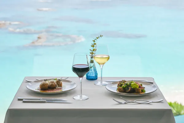 Solaris Restaurant – Solaris - Table