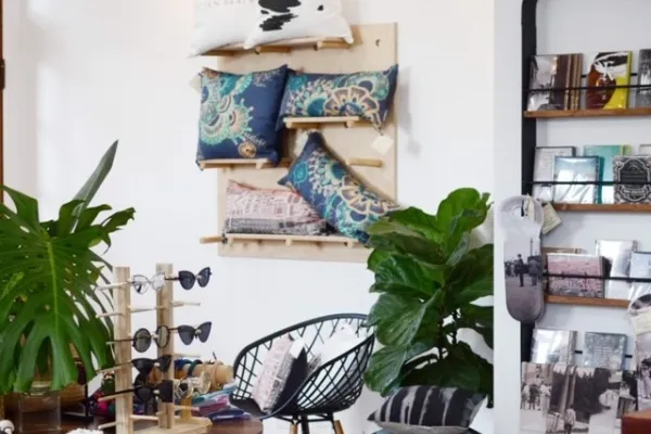 Merch. – Merch Inside