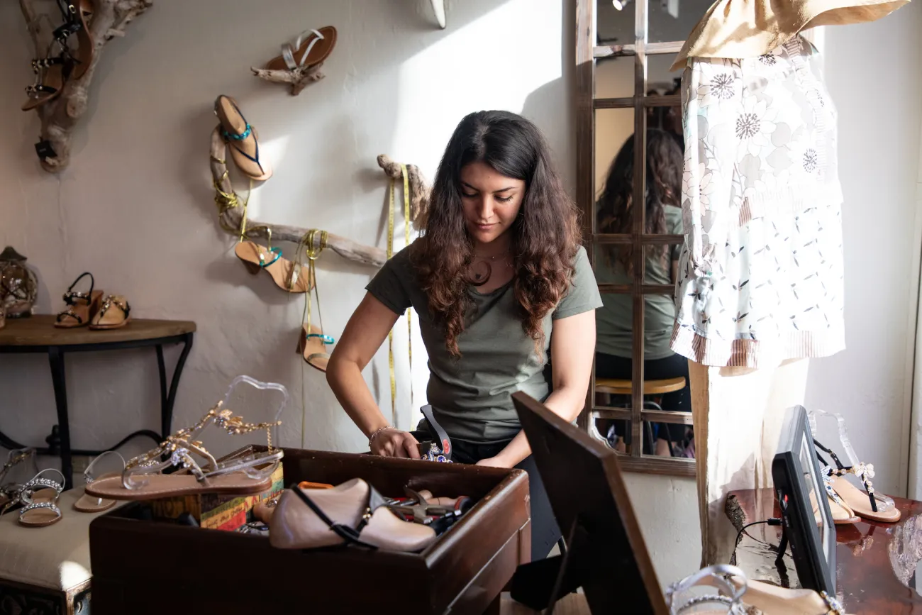 Della Valle shoemaker in Bermuda