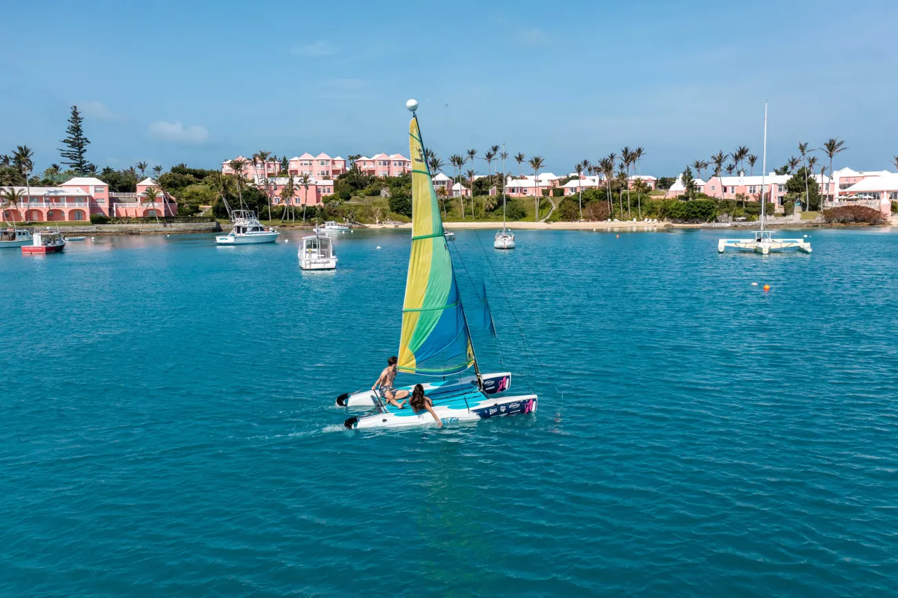 A couple is sailing by Cambridge Beaches