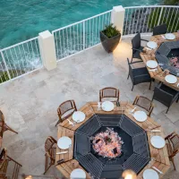 Eettafal outdoor dining in Bermuda